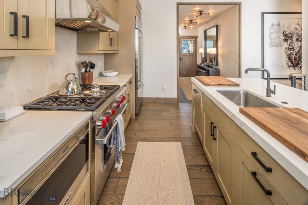 3 Wildwood Road E, Big Sky MT 59716