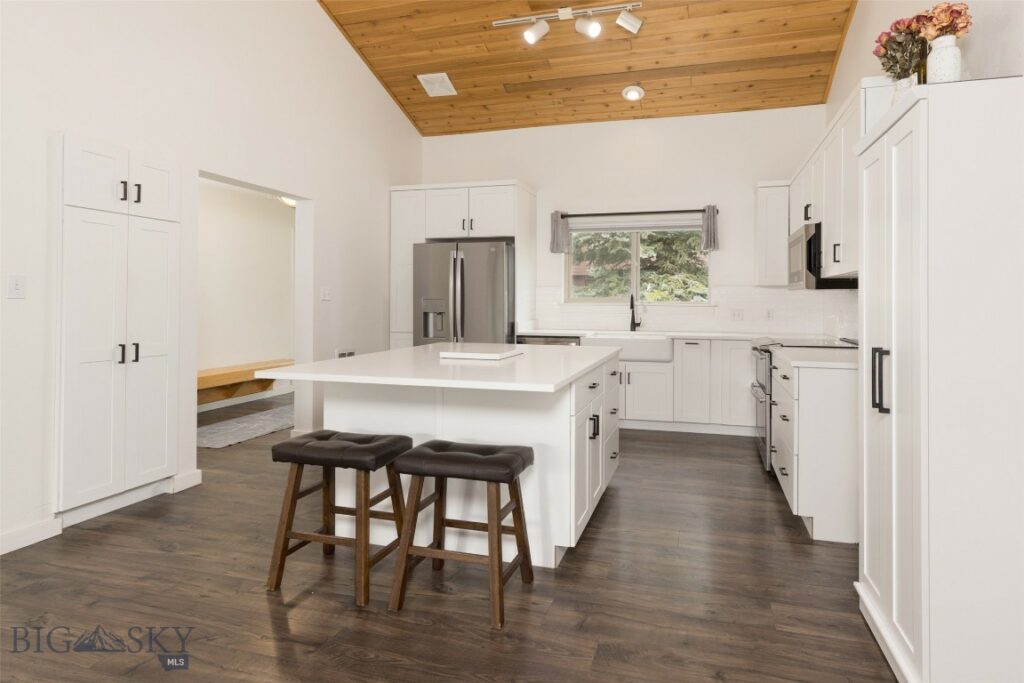 304 Firelight, Big Sky MT 59716