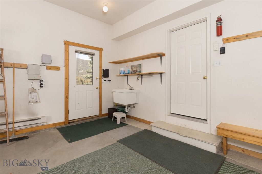 3040 Two Moons Road, Big Sky MT 59716