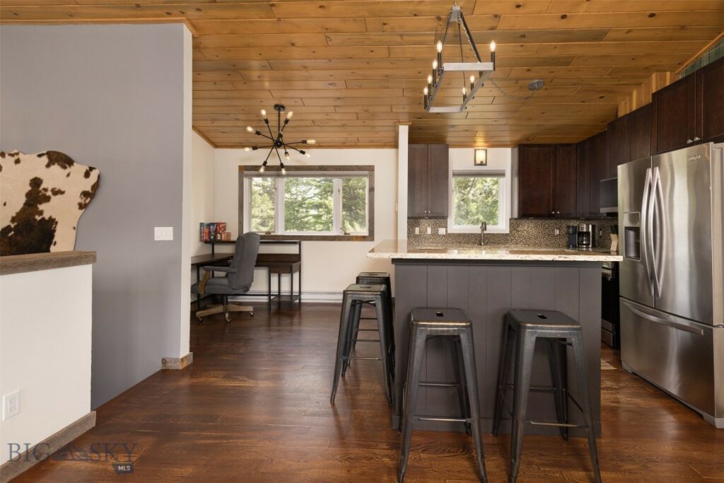 32 Rose Hip Circle, Big Sky MT 59716
