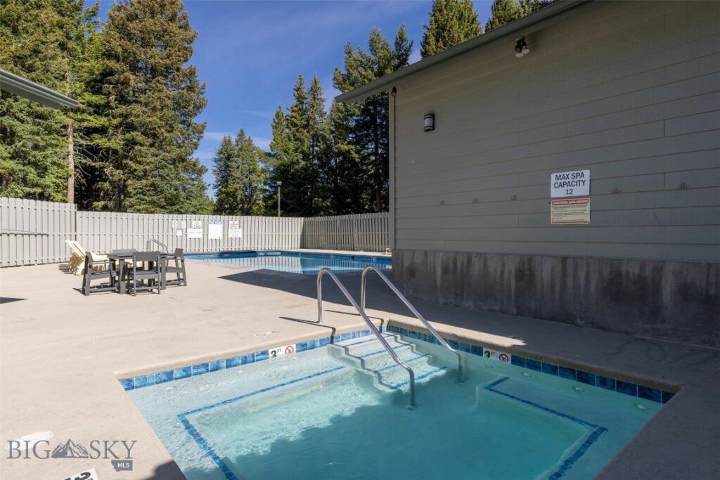 32 Rose Hip Circle, Big Sky MT 59716