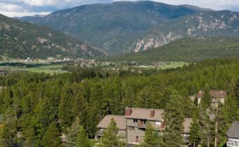 32 Rose Hip Circle, Big Sky MT 59716