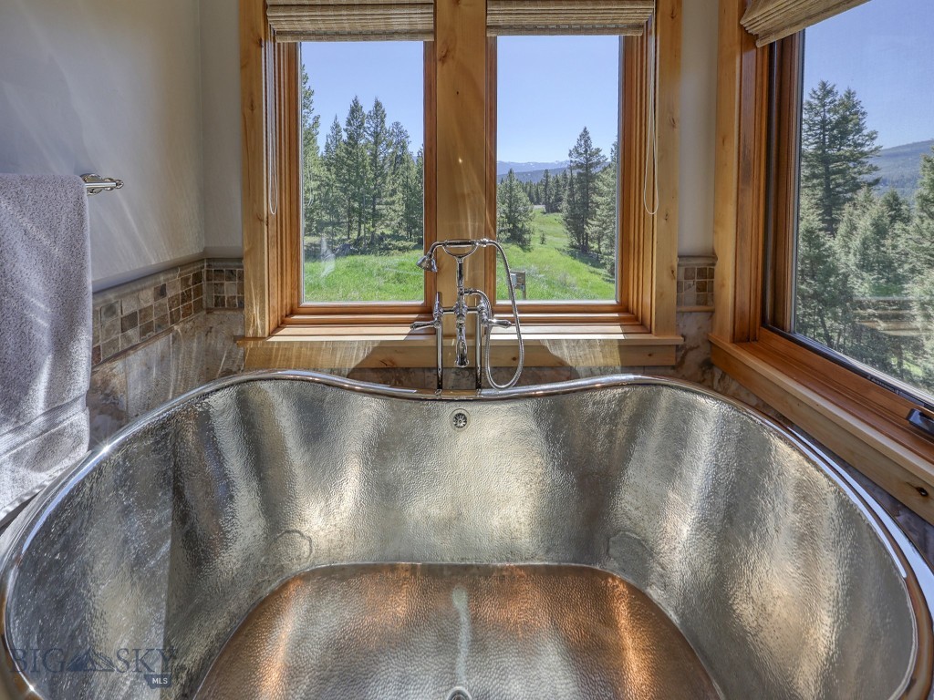 34 Old Barn Road, Big Sky MT 59716
