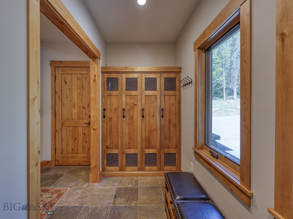 34 Old Barn Road, Big Sky MT 59716