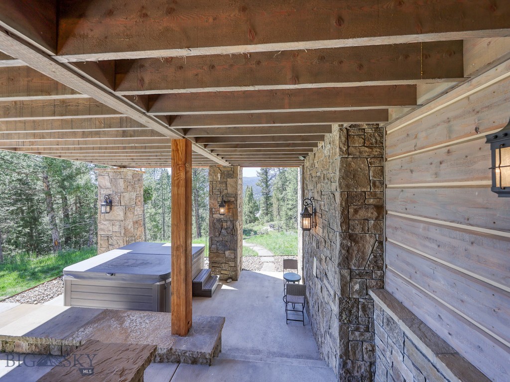 34 Old Barn Road, Big Sky MT 59716