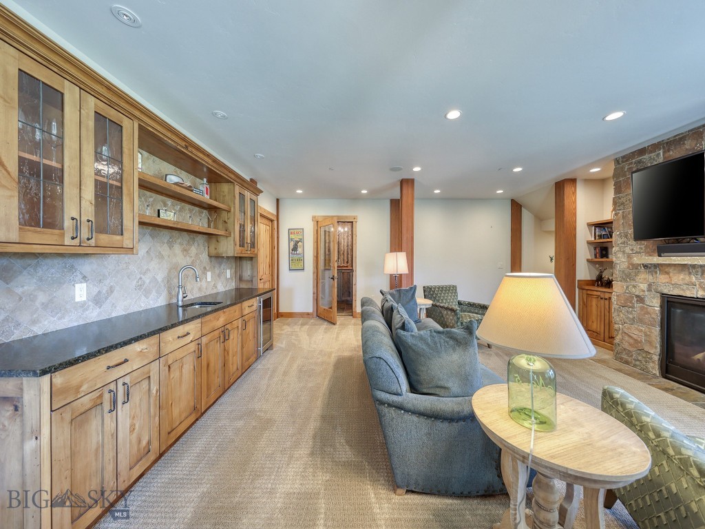 34 Old Barn Road, Big Sky MT 59716