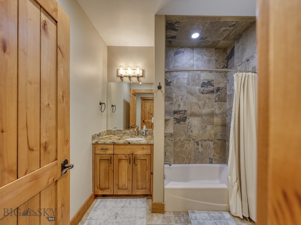 34 Old Barn Road, Big Sky MT 59716