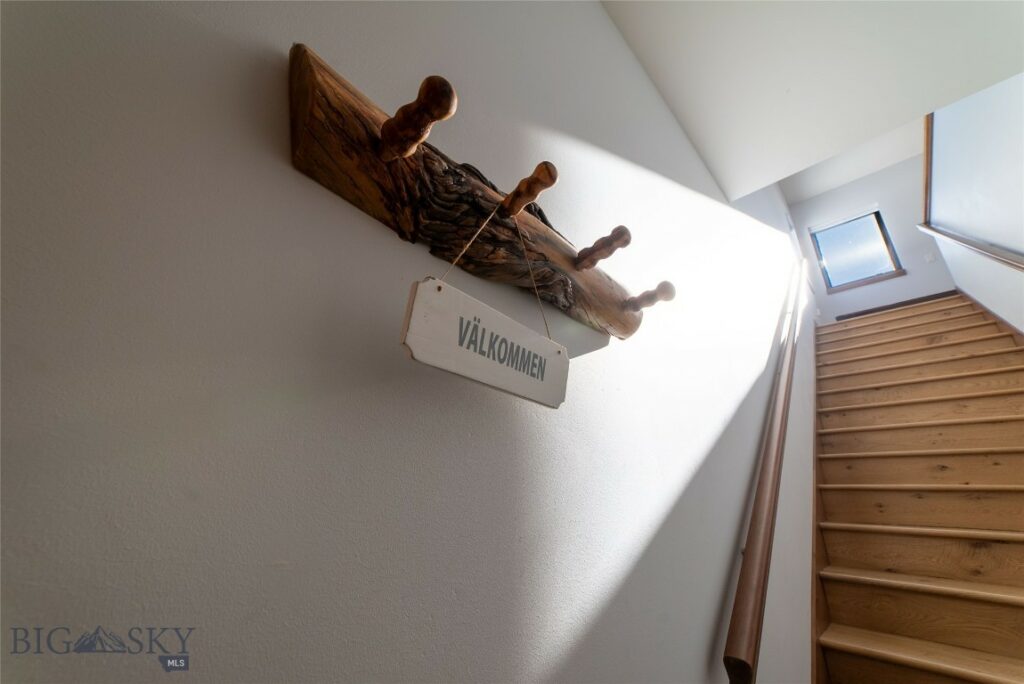 34 Stream Side Way, Big Sky MT 59716