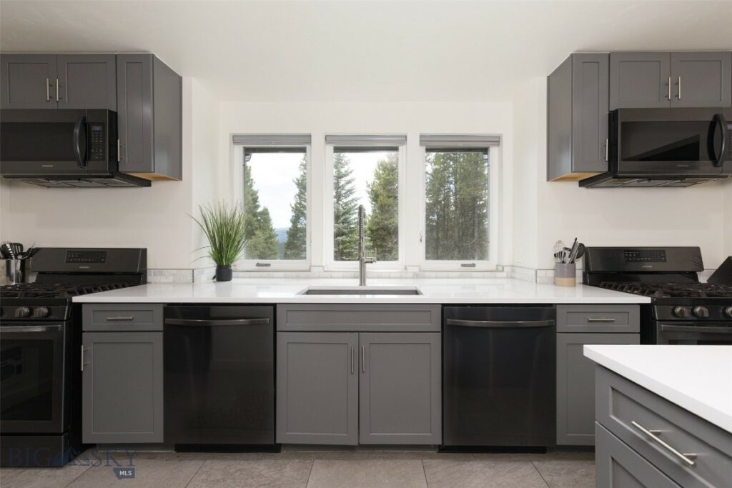 35 Northfork Road, Big Sky MT 59716