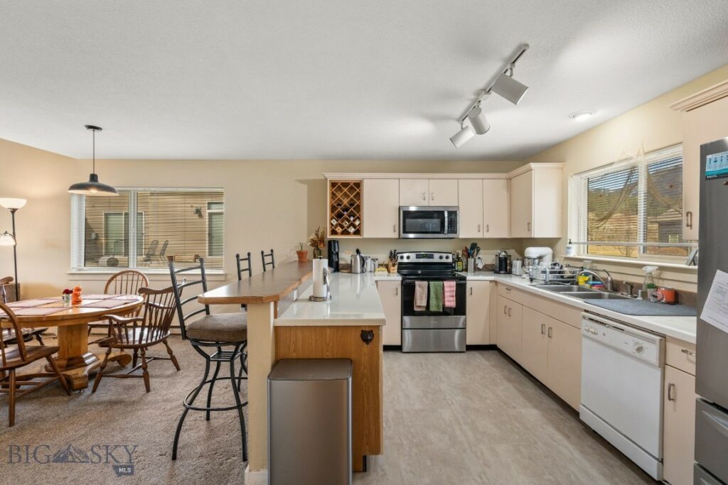 387 Candlelight Meadow Drive, Big Sky MT 59716