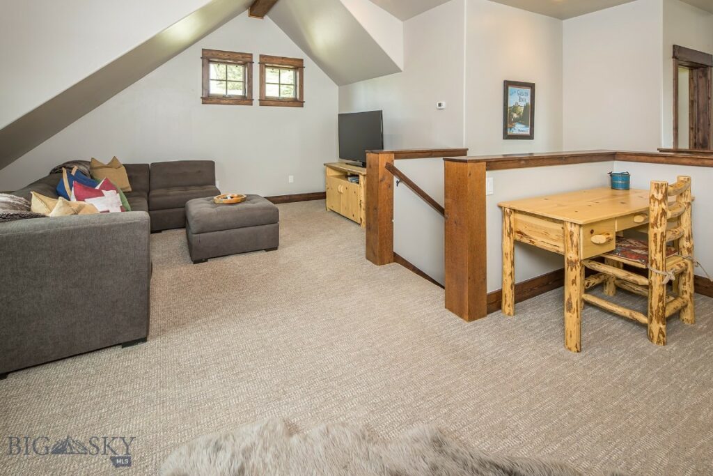 39 Upper Moose Hill, Big Sky MT 59716