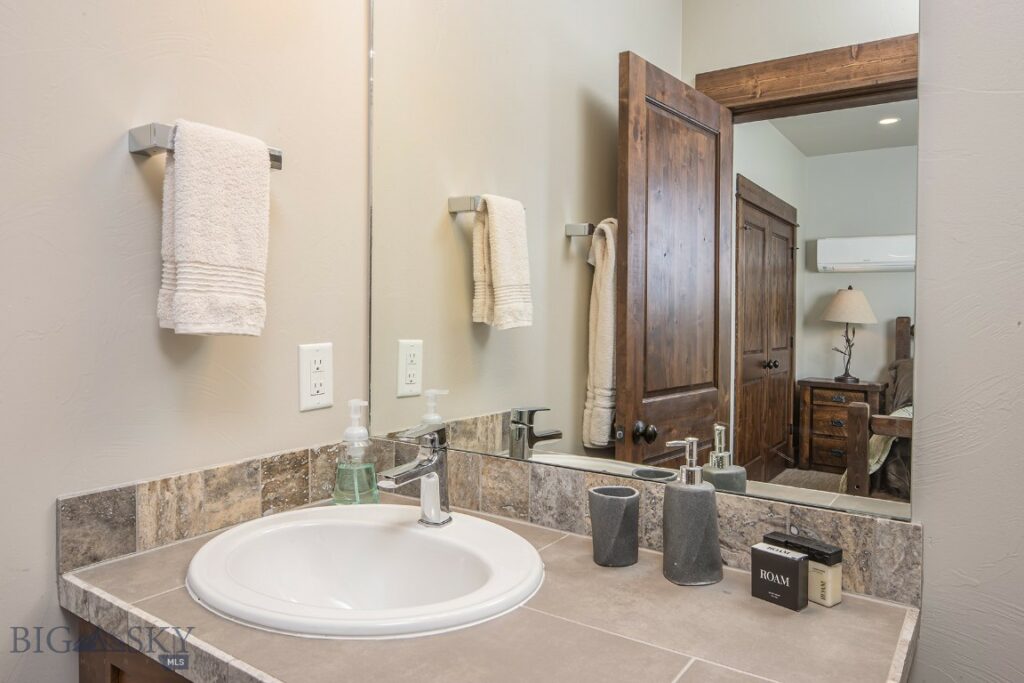 39 Upper Moose Hill, Big Sky MT 59716