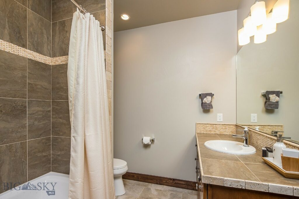 39 Upper Moose Hill, Big Sky MT 59716