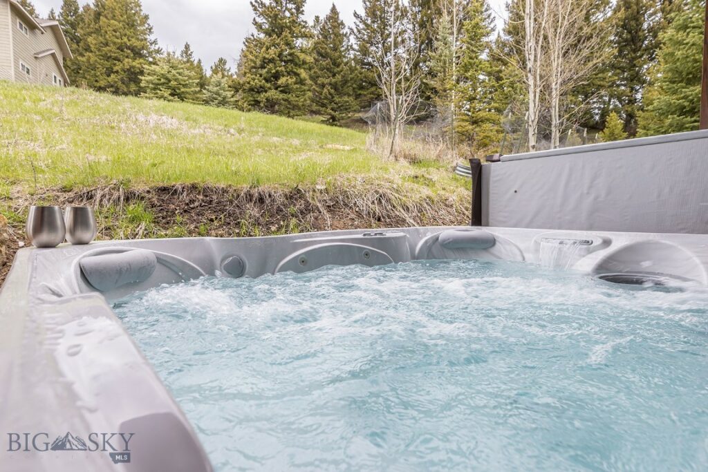 39 Upper Moose Hill, Big Sky MT 59716