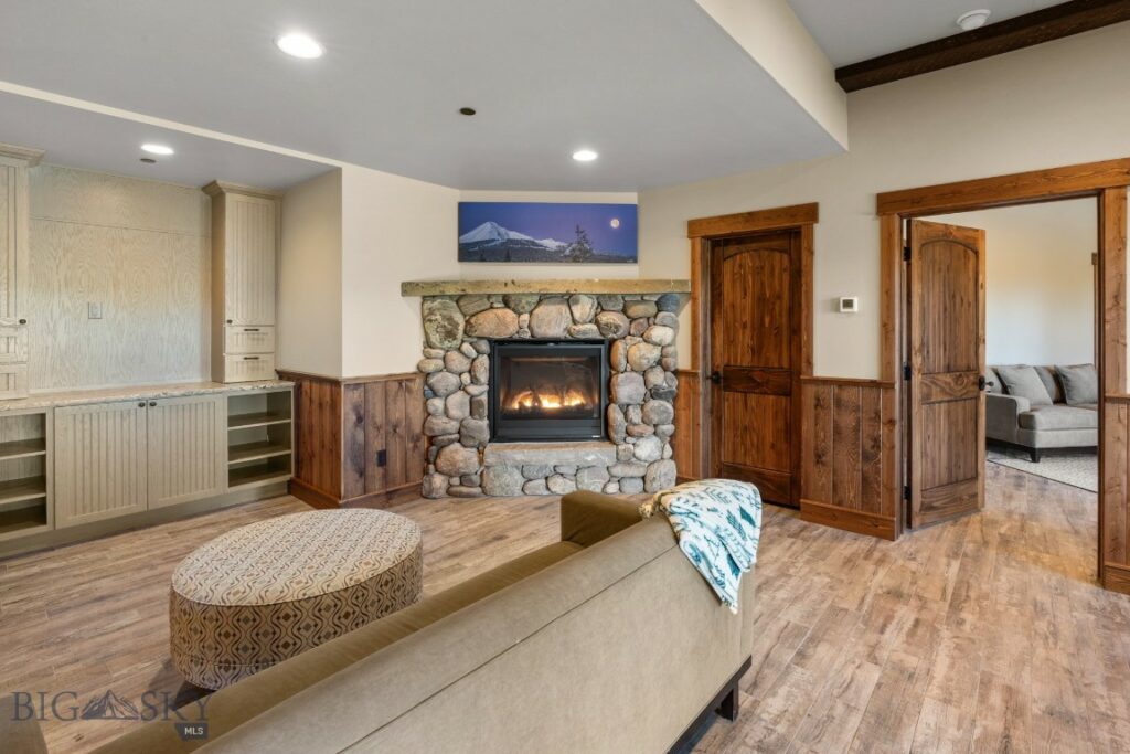 396 Lower Promontory Road, Big Sky MT 59716