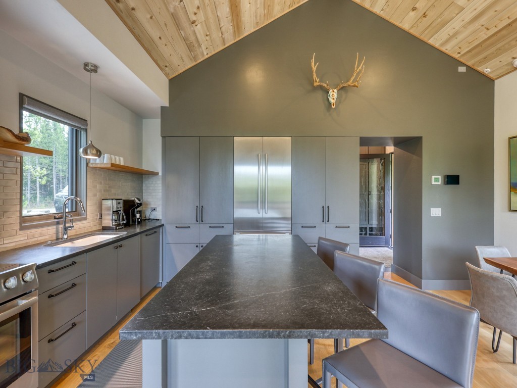 4 Lakewood Drive, Big Sky MT 59716