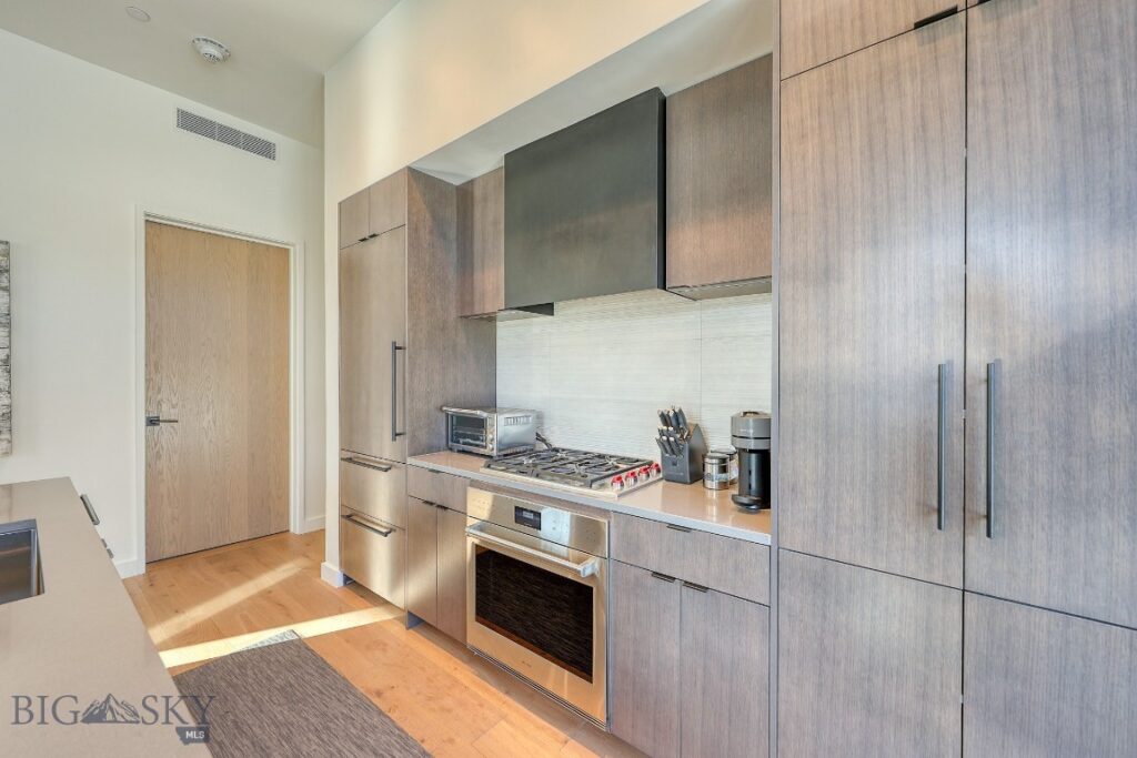 4 Boathouse Way, Big Sky MT 59716