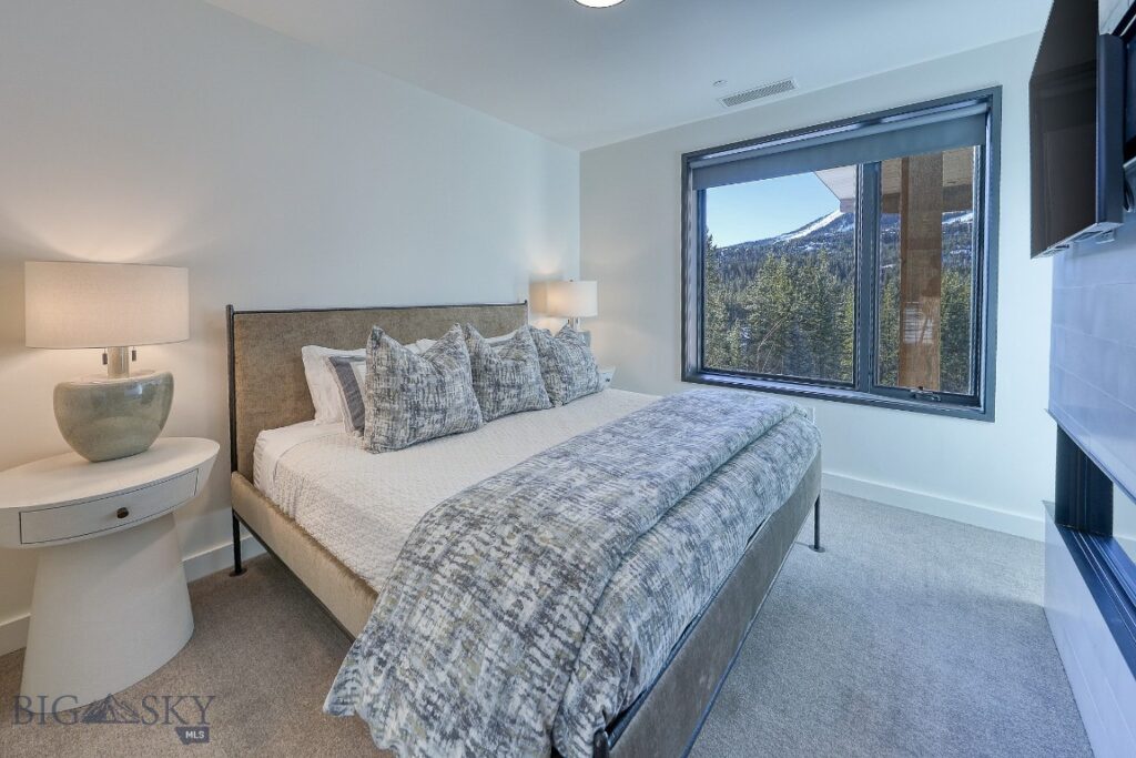 4 Boathouse Way, Big Sky MT 59716