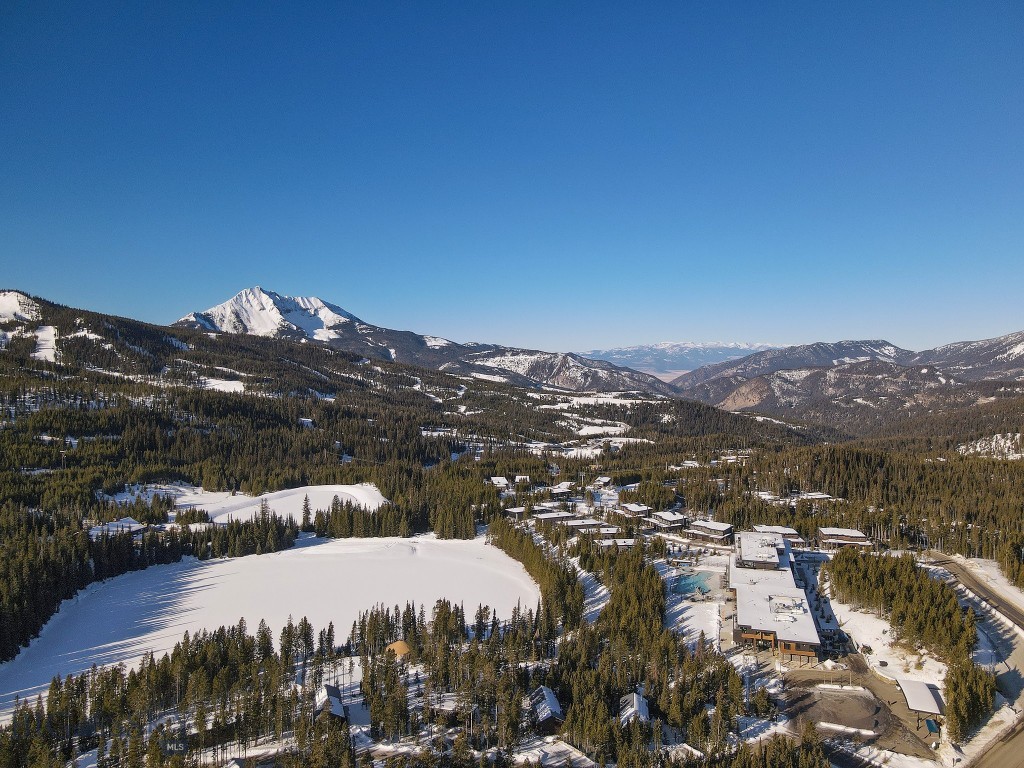 4 Boathouse Way, Big Sky MT 59716
