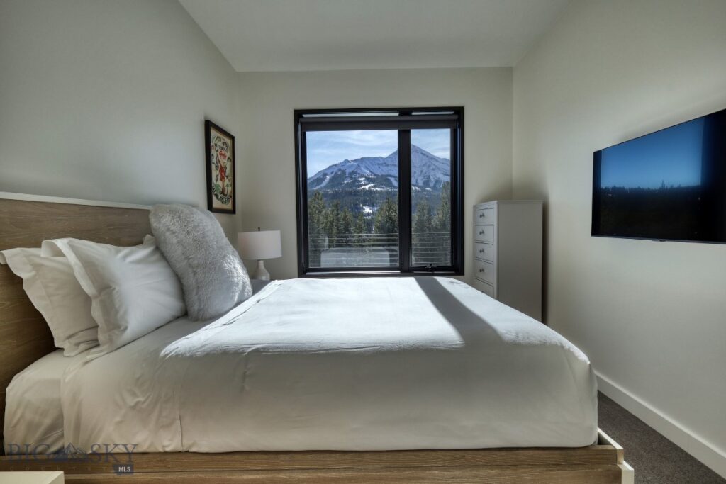 4 Boathouse Way, Big Sky MT 59716