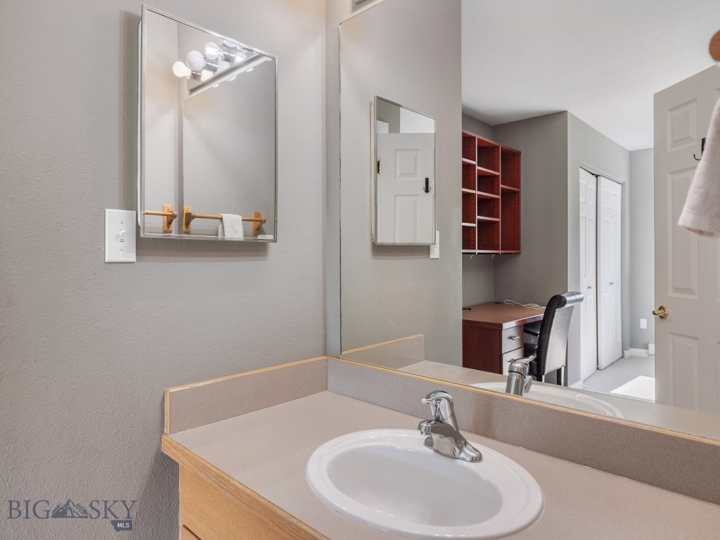 417 Firelight, Big Sky MT 59716