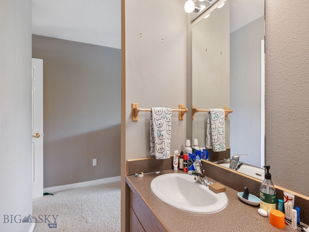 417 Firelight, Big Sky MT 59716
