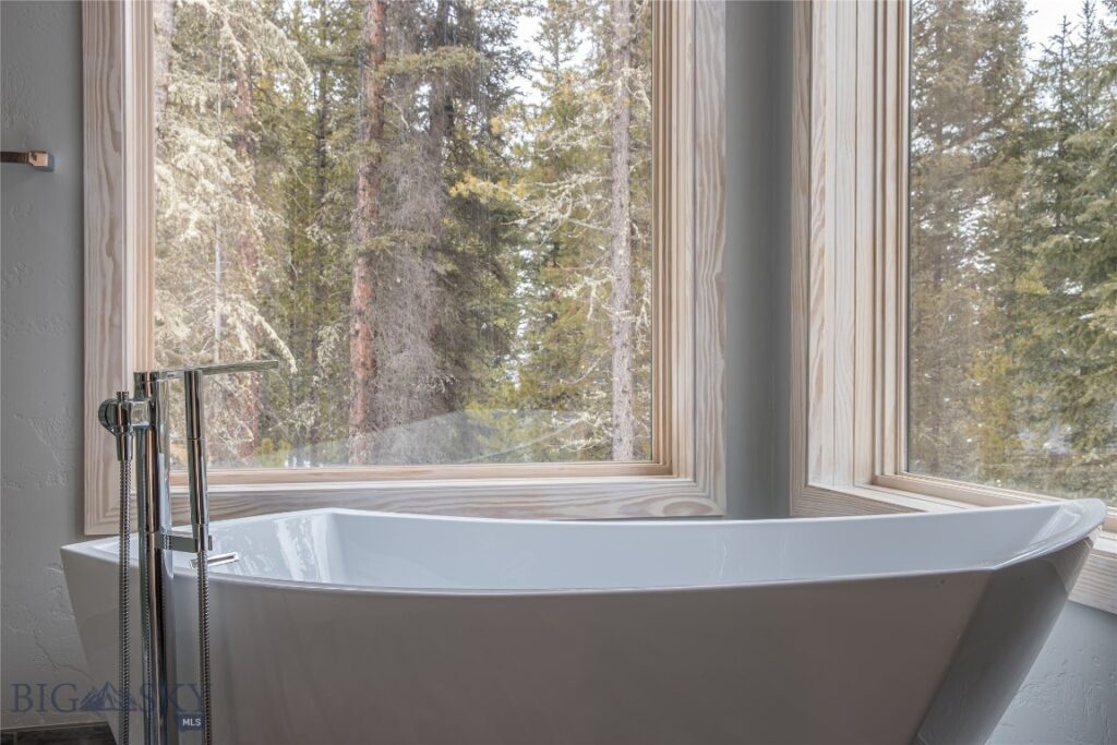 418 Antler Ridge Road, Big Sky MT 59716