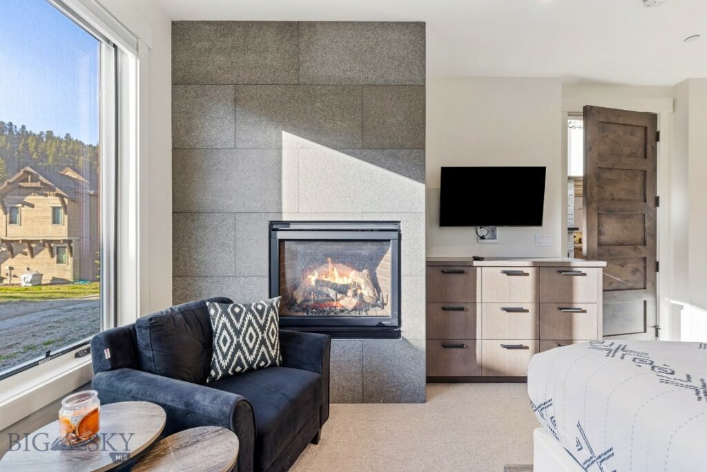 425 Outlook Trail, Big Sky MT 59716