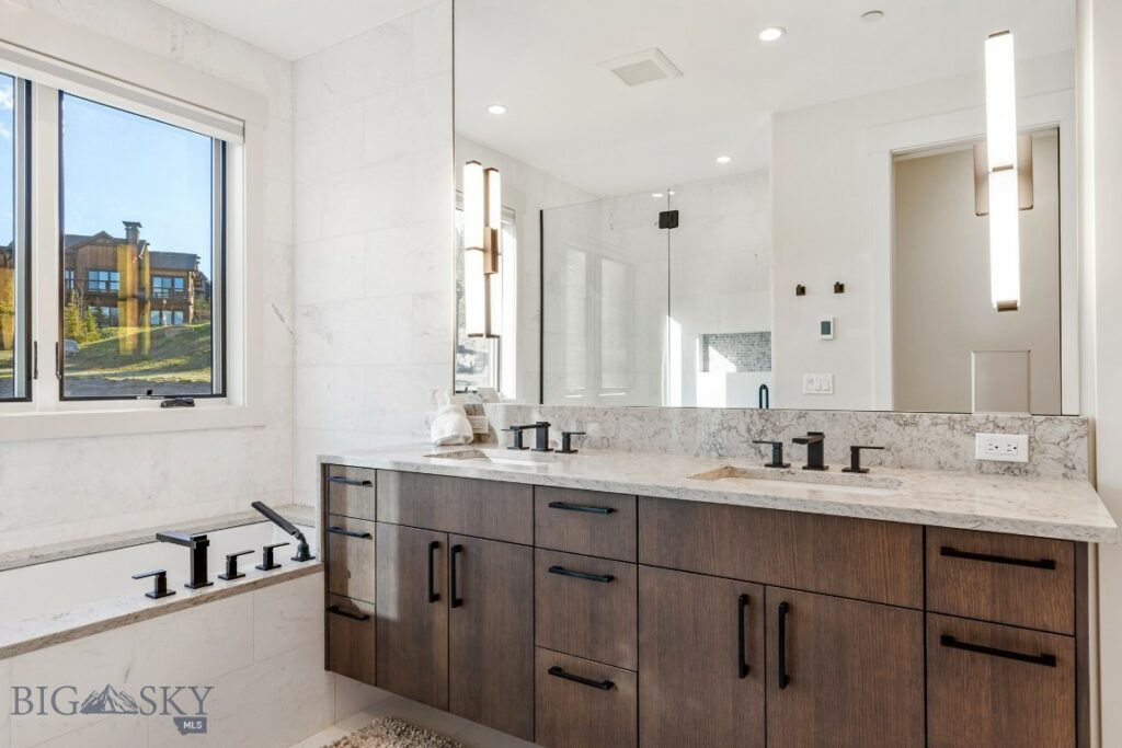 425 Outlook Trail, Big Sky MT 59716