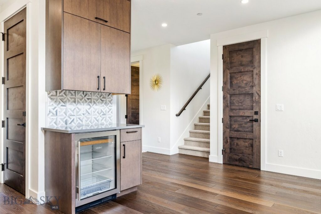 425 Outlook Trail, Big Sky MT 59716