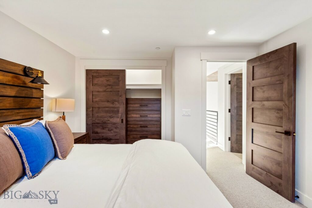 425 Outlook Trail, Big Sky MT 59716