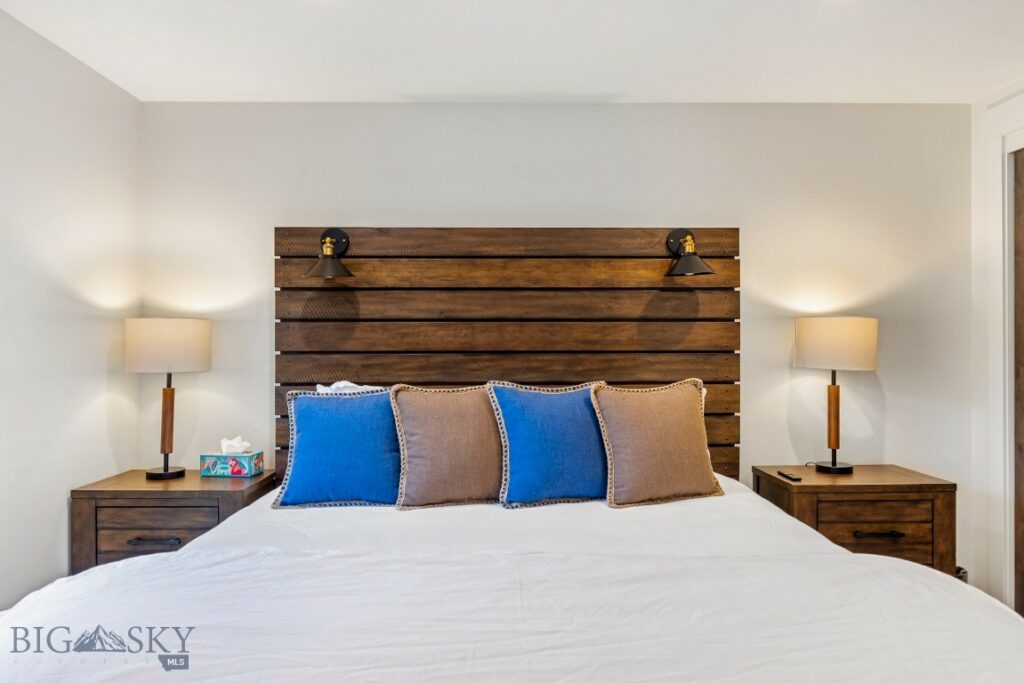 425 Outlook Trail, Big Sky MT 59716
