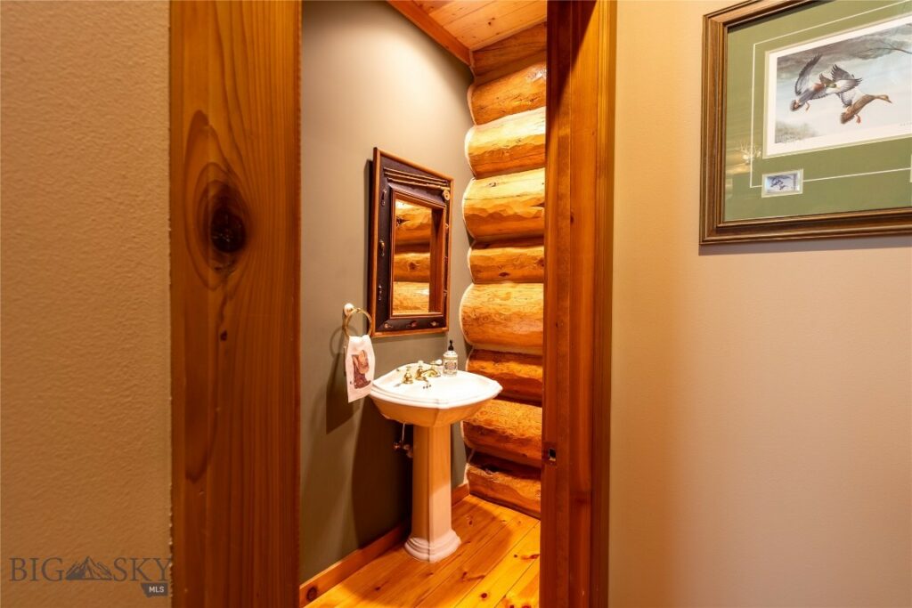 42530 Gallatin Road, Big Sky MT 59716