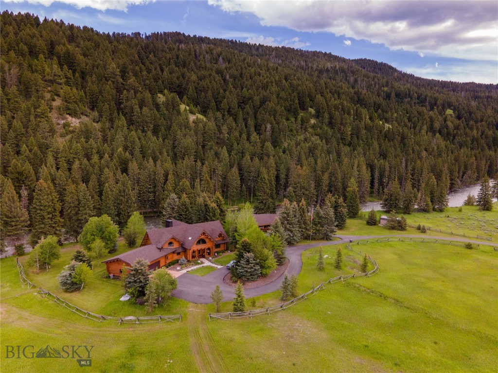 42530 Gallatin Road, Big Sky MT 59716