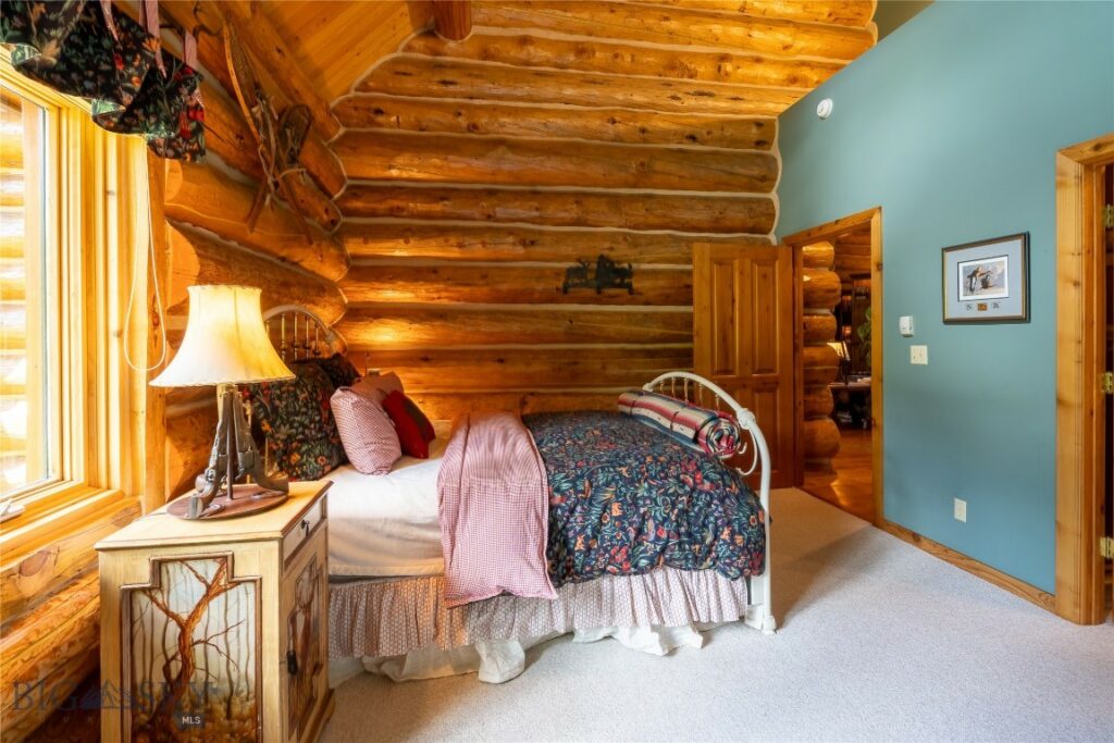 42530 Gallatin Road, Big Sky MT 59716