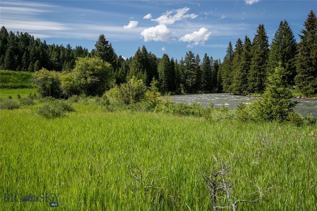 42530 Gallatin Road, Big Sky MT 59716