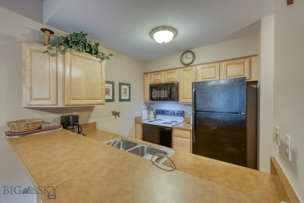 45 Turkey Leg Road, Big Sky MT 59716