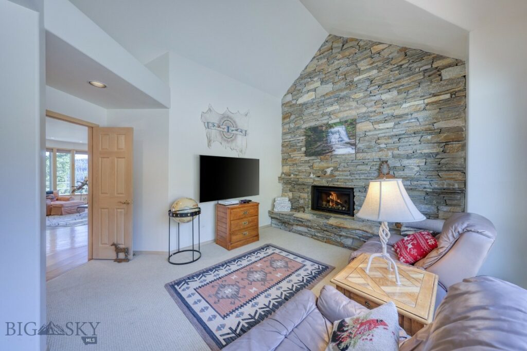 450 Crown Butte Road, Big Sky MT 59716