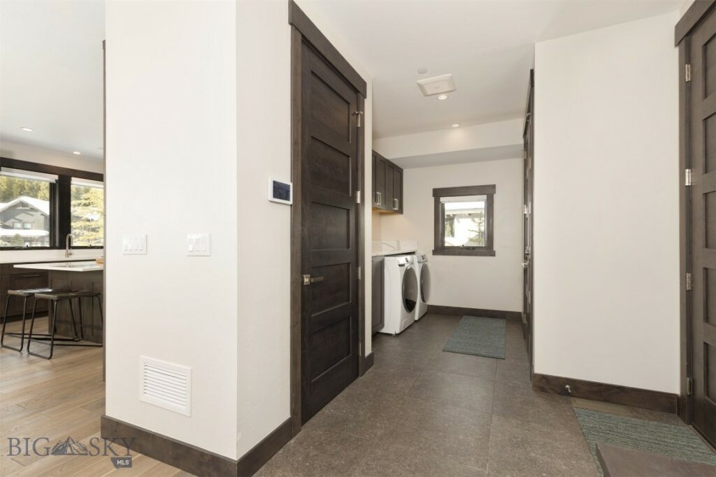 453 Outlook Trail, Big Sky MT 59716