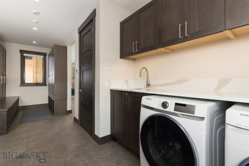 453 Outlook Trail, Big Sky MT 59716
