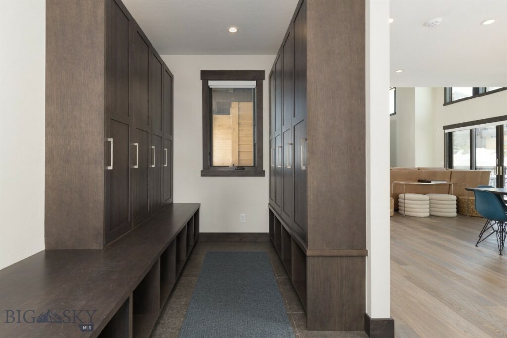 453 Outlook Trail, Big Sky MT 59716