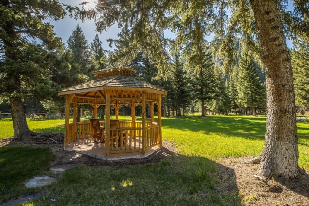 48042 Gallatin Road, Big Sky MT 59730