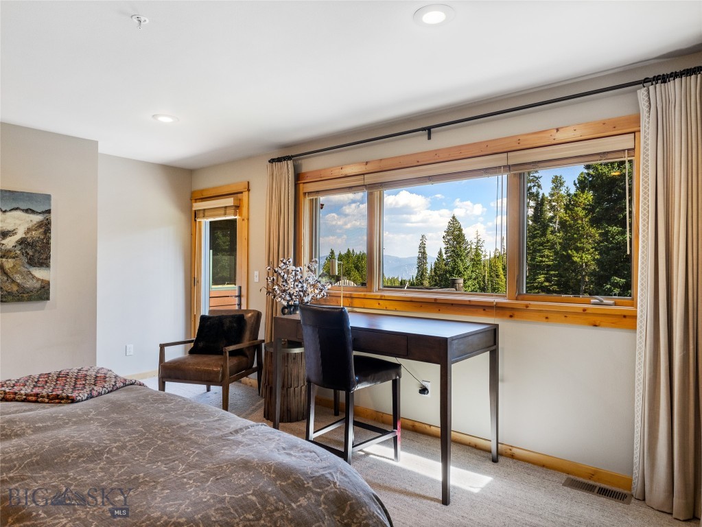 5 Hackamore, Big Sky MT 59716