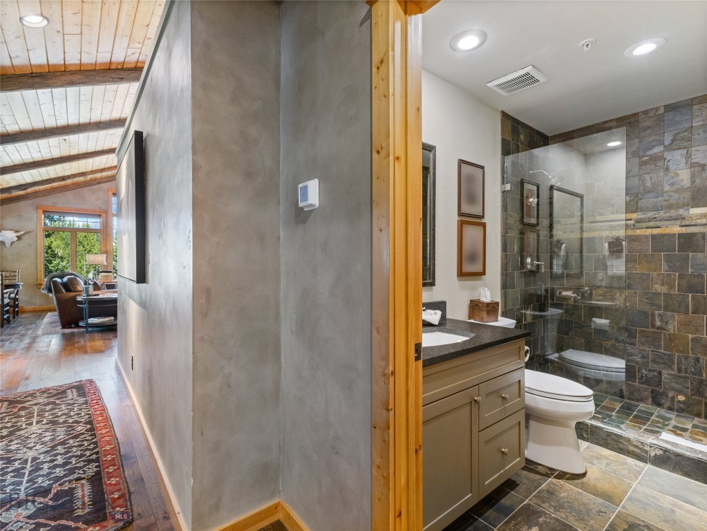 5 Hackamore, Big Sky MT 59716