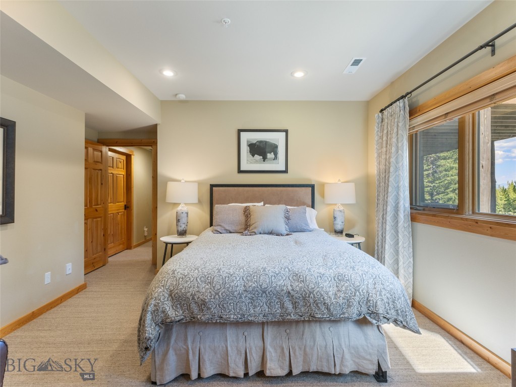 5 Hackamore, Big Sky MT 59716