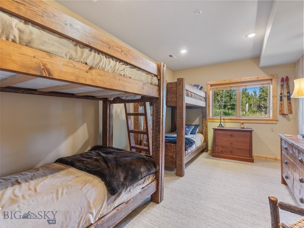 5 Hackamore, Big Sky MT 59716