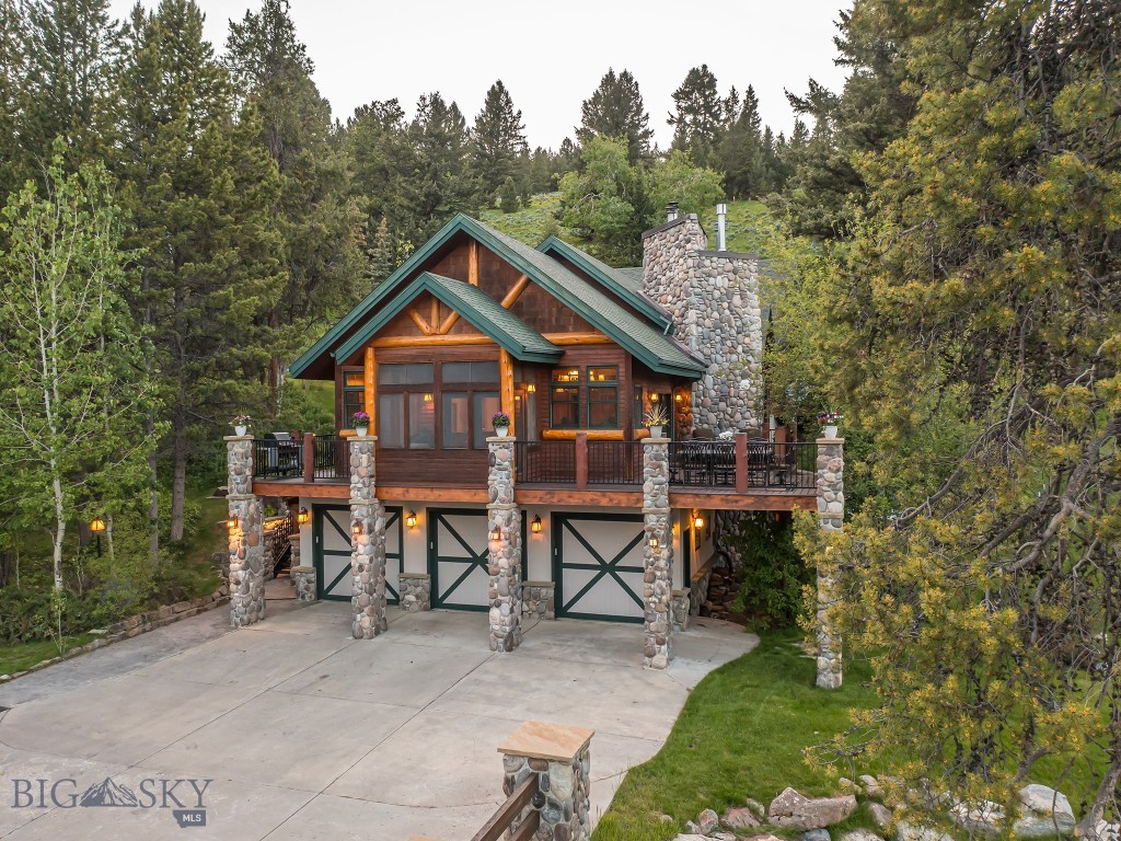 520 Crown Butte Road, Big Sky MT 59716