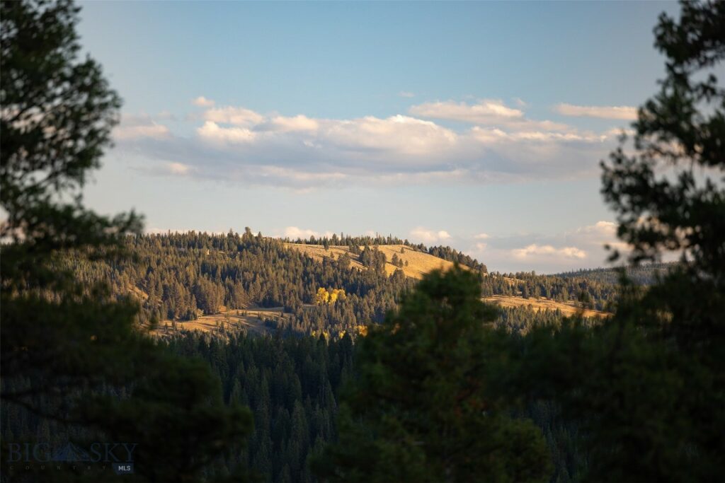 525 Fourpoint Road, Big Sky MT 59716