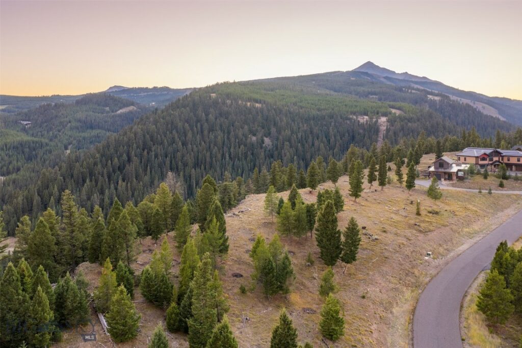 525 Fourpoint Road, Big Sky MT 59716