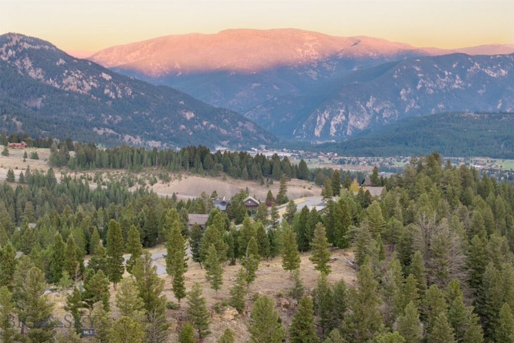 525 Fourpoint Road, Big Sky MT 59716